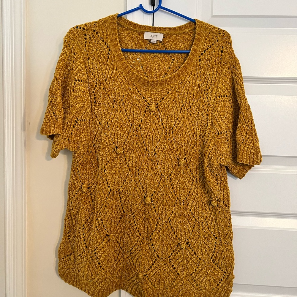 Gently worn bright gold shenile sweater with 3-d knot detail